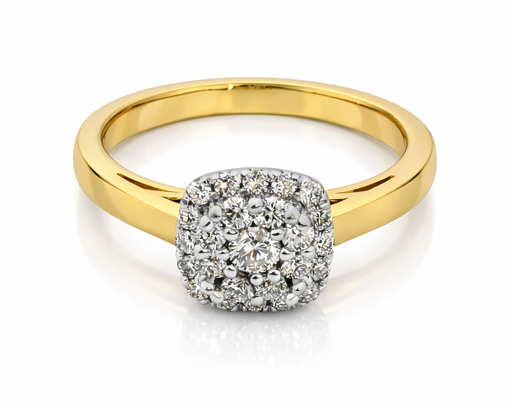 18kt Gold Ring with 0.3ct Natural Diamond