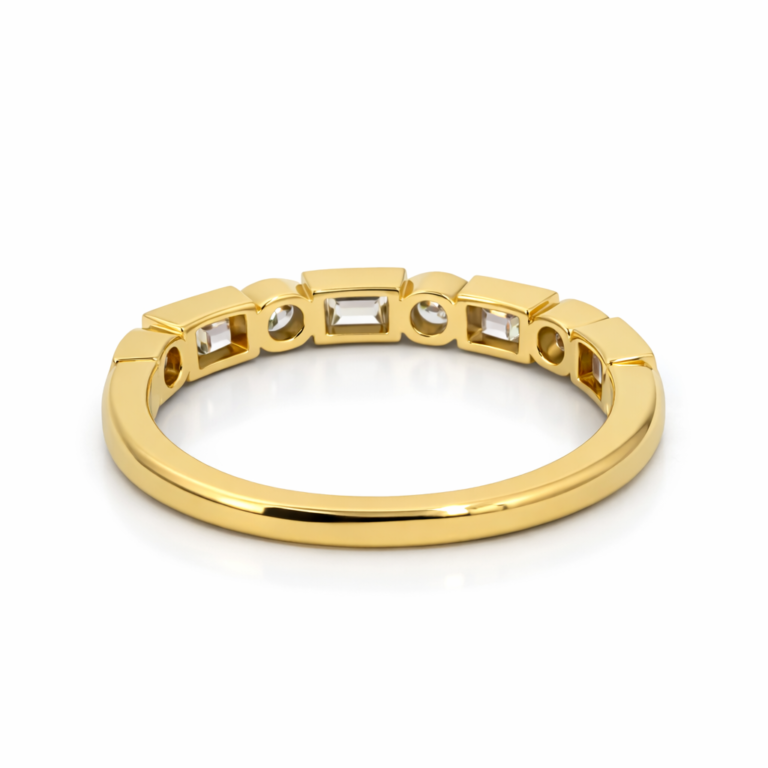 18kt Gold Ring with 0.71ct Natural Diamond thumbnail 4