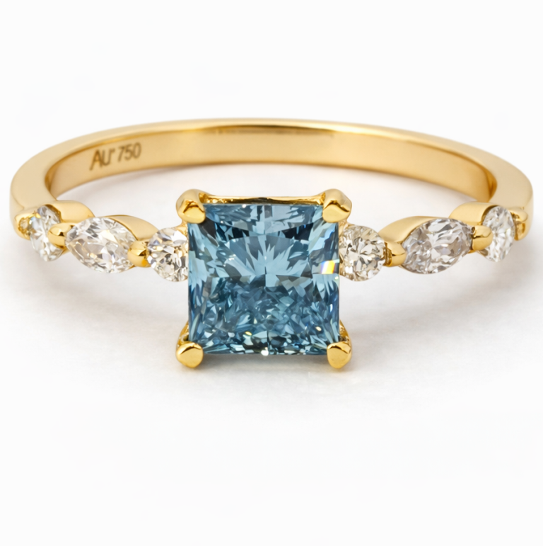 18kt Ring with 0.22ct White Diamond and 1ct Blue Lab-Grown Diamond