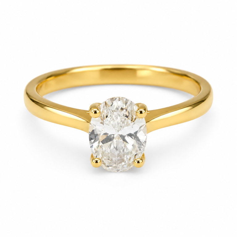 Luna Solitaire Oval 18K