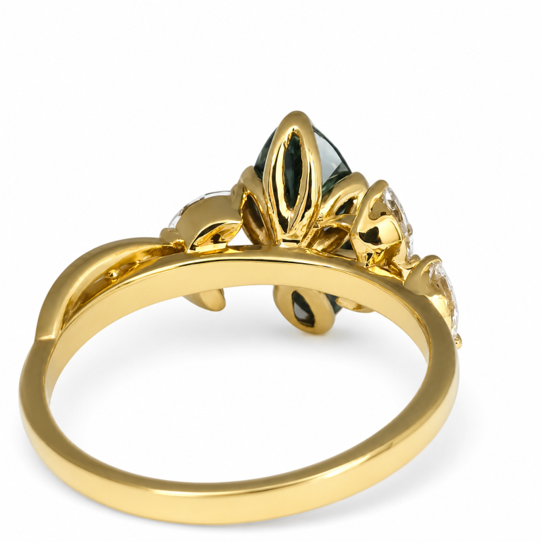 Flora Marquise 18K thumbnail 3
